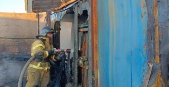 В Бузулуке при пожаре в жилом вагончике пострадал мужчина
