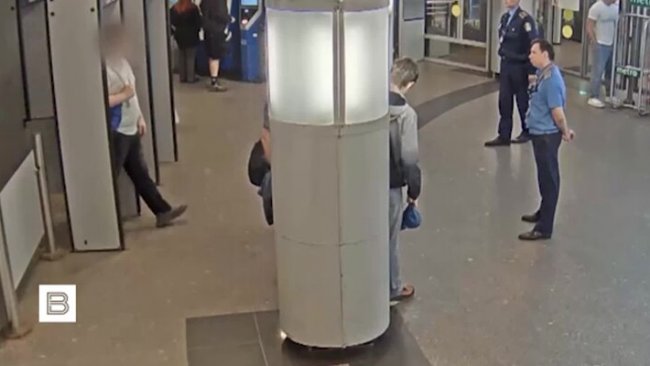 В метро Петербурга задержали молодого человека с замаскированной бомбой