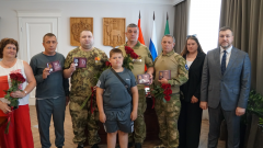 Землякам вручили государственные награды за мужество и отвагу