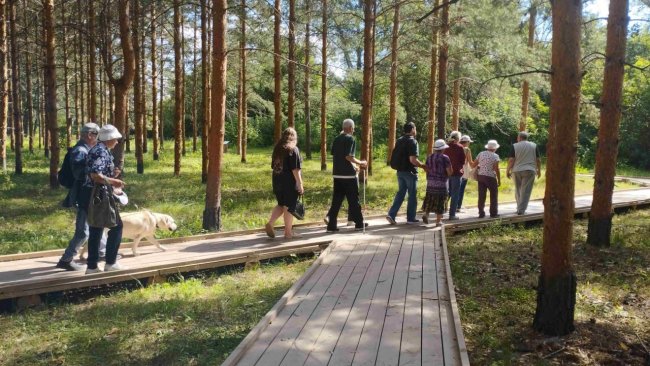 По новой экотропе Бузулукского бора прошли особенные гости