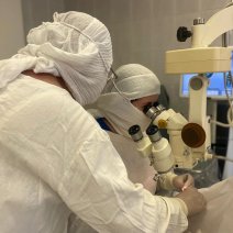 Осколок едва не ослепил жителя Орска