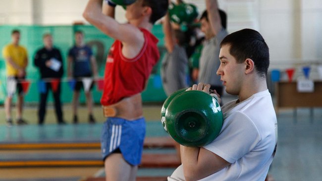 В Бузулуке прошел турнир по гиревому спорту