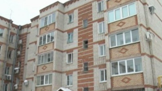 В Бузулуке загорелась пятиэтажка