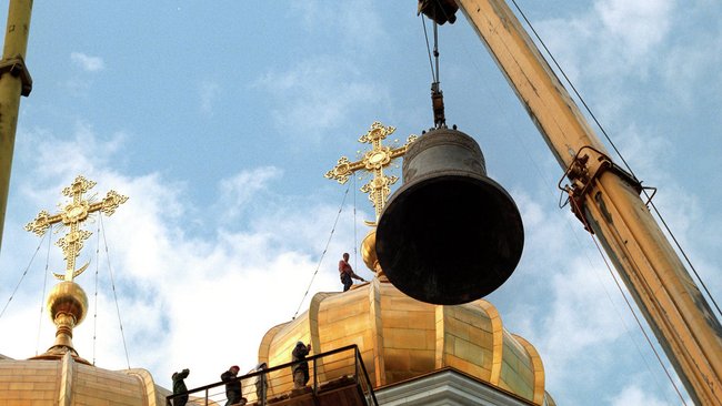 В Бузулуке продолжаются работы по возведению Свято-Троицкого собора.