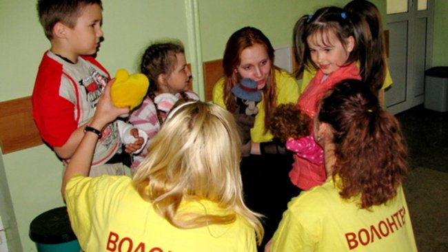 В Бузулуке волонтеры помогли сделать ремонт в центре реабилитации