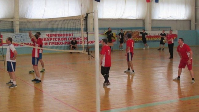 Бузулукские спасатели – лучшие волейболисты в области