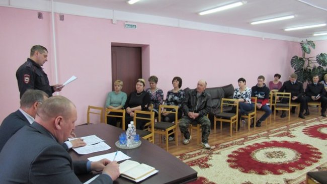 В Колтубановском поссовете за год к участковому обращались 178 раз  