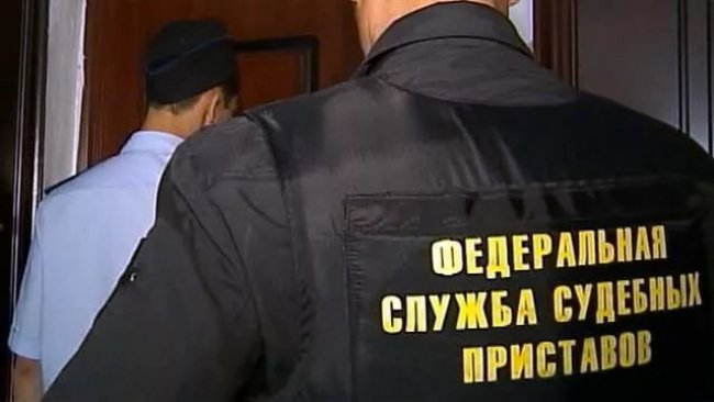 В Бузулуке предприниматель не платил зарплату и продавал арестованное имущество