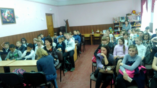 Бузулукские студенты провели урок финансовой грамотности для школьников