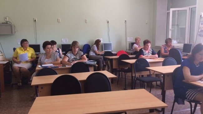 Руководители общеобразовательных организаций Бузулука писали тесты