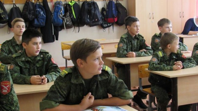 Для Бузулукских школьников провели урок безопасности