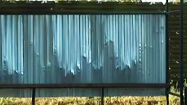 В Бузулуке вандалы крушат новые остановочные павильоны