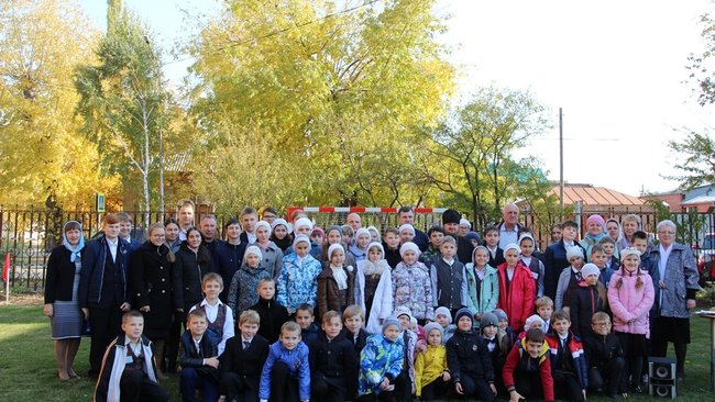 У Бузулукской православной школы появилась спортивная площадка