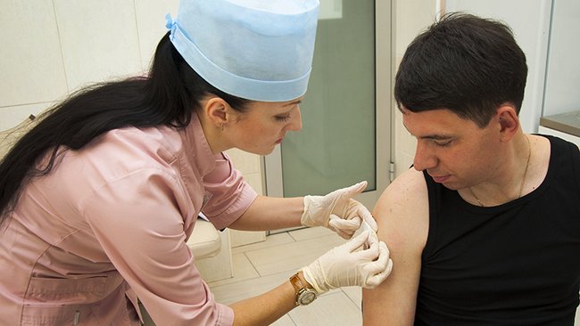 В Бузулук завезена последняя партия вакцин от гриппа 