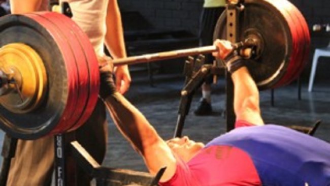 Бузулучане заняли призовые места по пауэрлифтингу