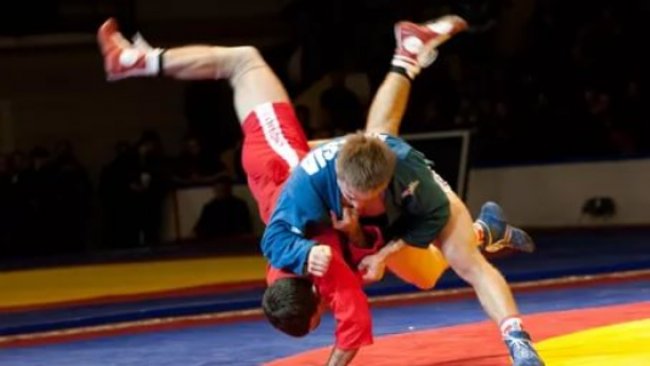 Бузулукские самбисты завоевали 16 наград на чемпионате области 