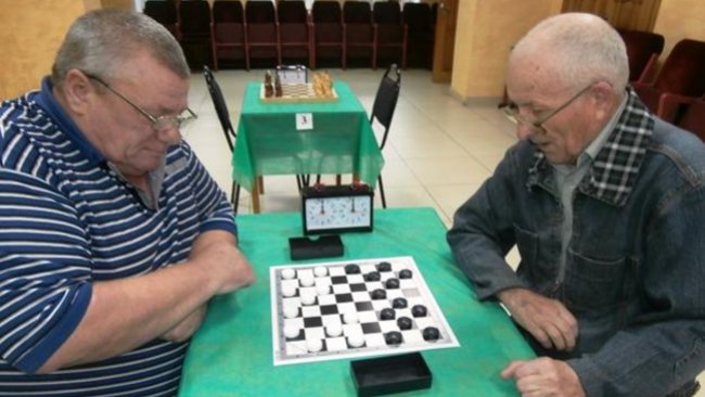 В Бузулукском районе прошла открытая спартакиада по шашкам и шахматам 