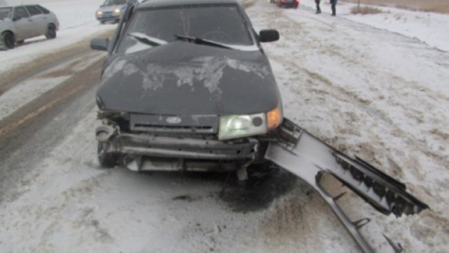 В Бузулукском районе столкнулись ВАЗ и 