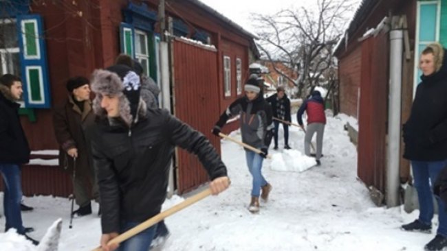 Бузулукские студенты взяли шефство над ветеранами ВОВ