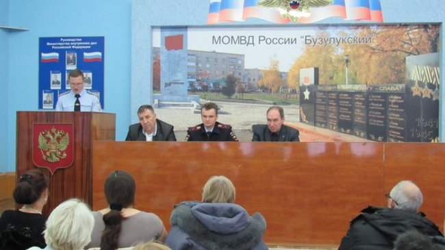 В Бузулуке правоохранители поблагодарили ЧОПовцев за работу