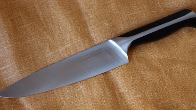 Новогодние застолье для двоих жителей Бузулука закончилось поножовщиной 