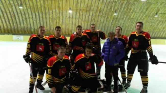 Бузулукская команда стала призером  чемпионата по хоккею с шайбой 