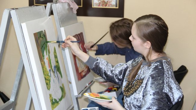 Бузулучанка стала победительницей во Всероссийском конкурсе юных художников