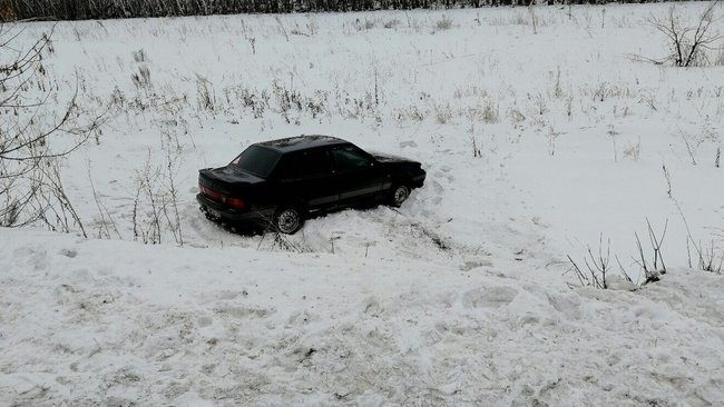 В Бузулуке автоугонщик не справился с управлением и слетел в кювет