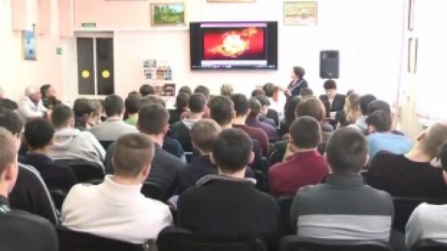 В Бузулуке школьники встретились с ветеранами 