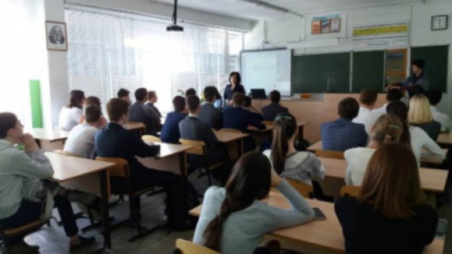 Бузулукским школьникам продолжают рассказывать о вреде наркотиков