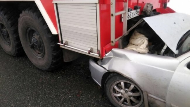В Бузулуке «Нексия» протаранила пожарный автомобиль