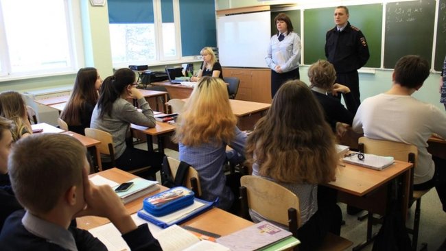 Бузулукским школьникам рассказали о вреде наркотиков