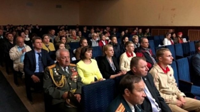 Бузулукские юнармейцы отметили профессиональный праздник