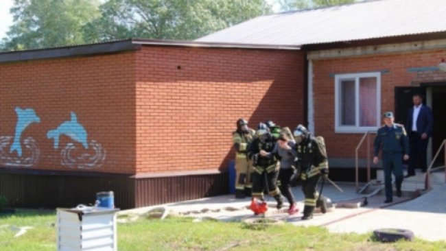 В детском лагере Бузулука прошло пожарно-тактическое учение