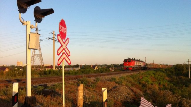 Соцсети: под Бузулуком поезд сбил молодого мужчину (18+)