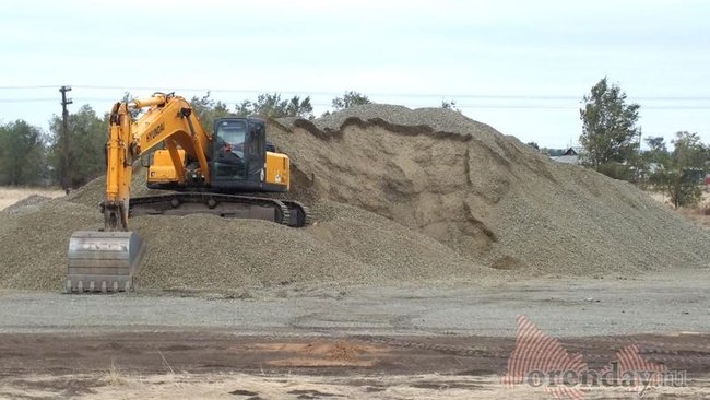 В Асекеевском районе глава сельсовета за 550 000 рублей разрешил добывать ПГС и песок