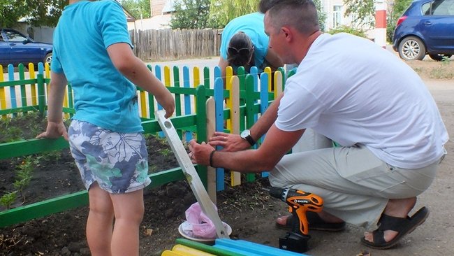 Дошколята в Бузулуке вышли на субботник