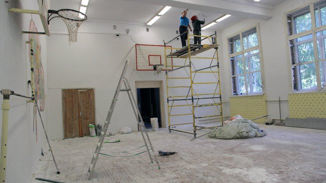 Спортзал Бузулукской школы Олимпийского резерва ждет капитальный ремонт