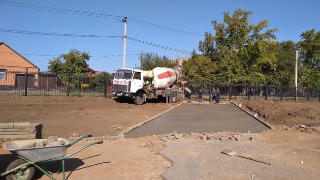 В Бузулуке кипят работы в парке имени А.С. Пушкина