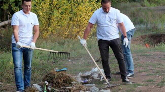 В Бузулуке очистили берега рек