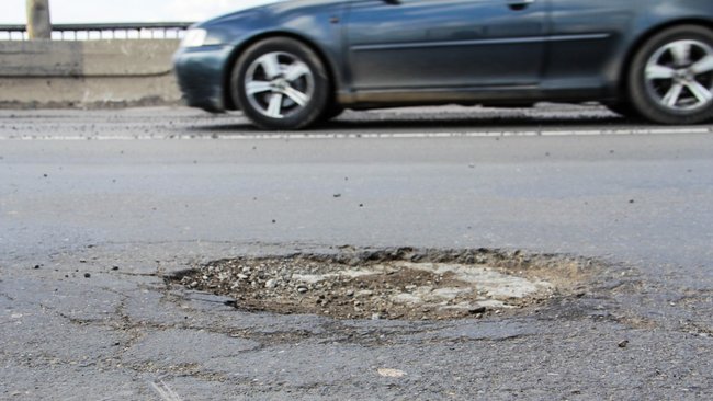 Глава Бузулука получил претензию от общественников за «убитые» дороги 