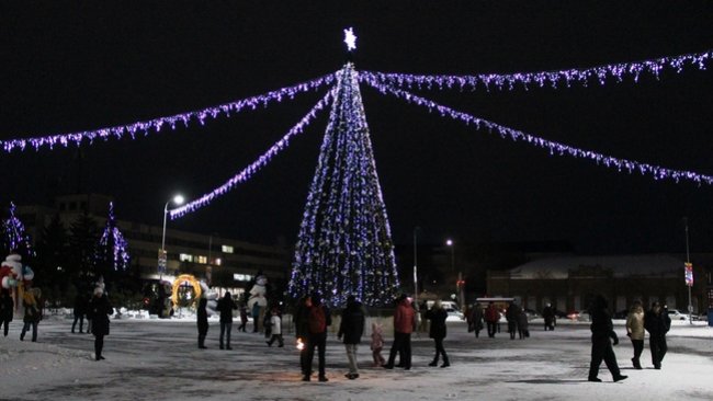 В Бузулуке состоялось открытие главной городской елки 