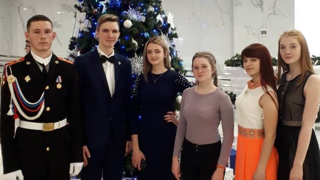 Бузулукские школьники посетили Губернаторскую ёлку