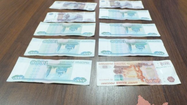 В Бузулуке инспектор ДПС попался на взятке в 88 000 рублей