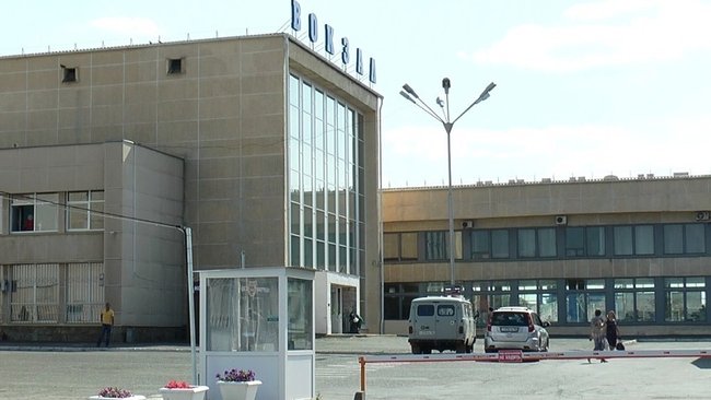 На железнодорожном вокзале в Бузулуке продолжаются работы по его усовершенствованию 