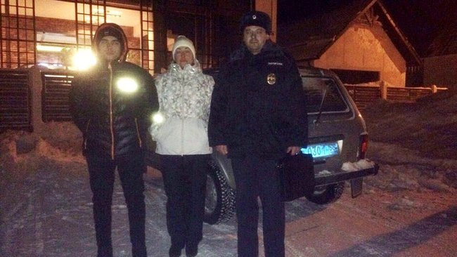 Полицейские и егери искали заблудившихся в Бузулукском бору лыжников