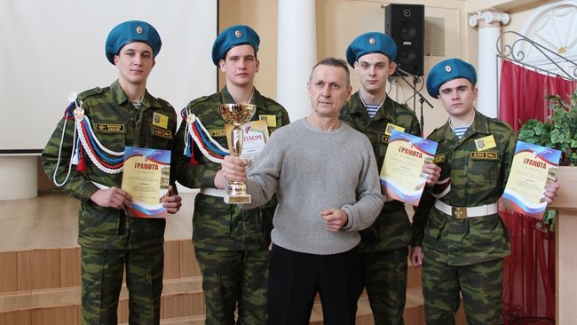 Бузулукские парни взяли первое место в военно-спортивных играх