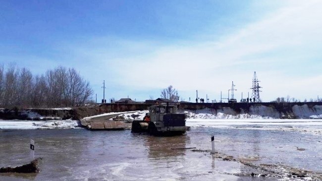 В Оренбуржье перекрыли три моста и один демонтировали