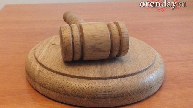 Бугурусланского предпринимателя будут судить за взятку и поддельный алкоголь