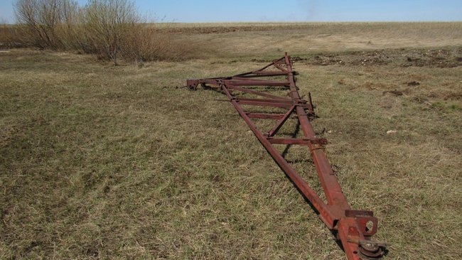 В Асекеевском районе неизвестный похитил сельхозтехнику